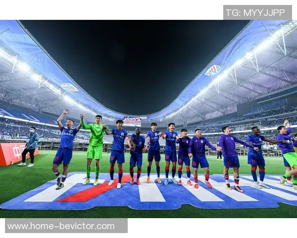 鲁媒报道依木兰与陈泽仕参加训练有望在本赛季中超首秀展现实力