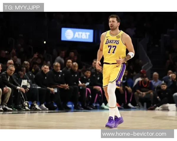 东契奇本赛季投篮命中率骤降女儿出生后表现不佳引发关注